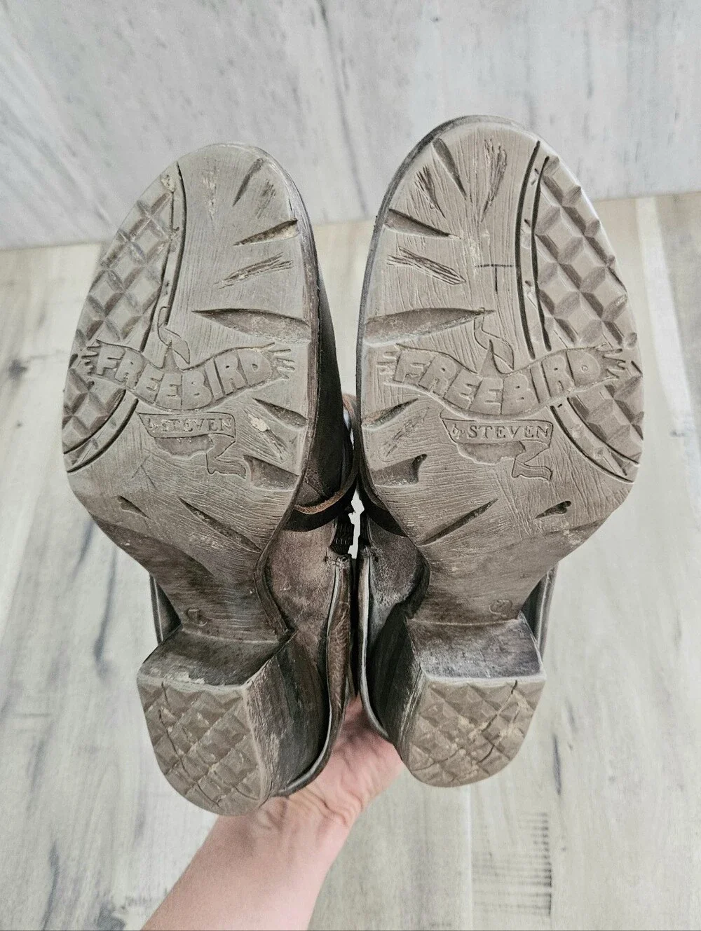 Freebird WING size 7